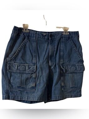 Savane Blue Cargo Men’s Shorts size 36 waist in excellent condition.